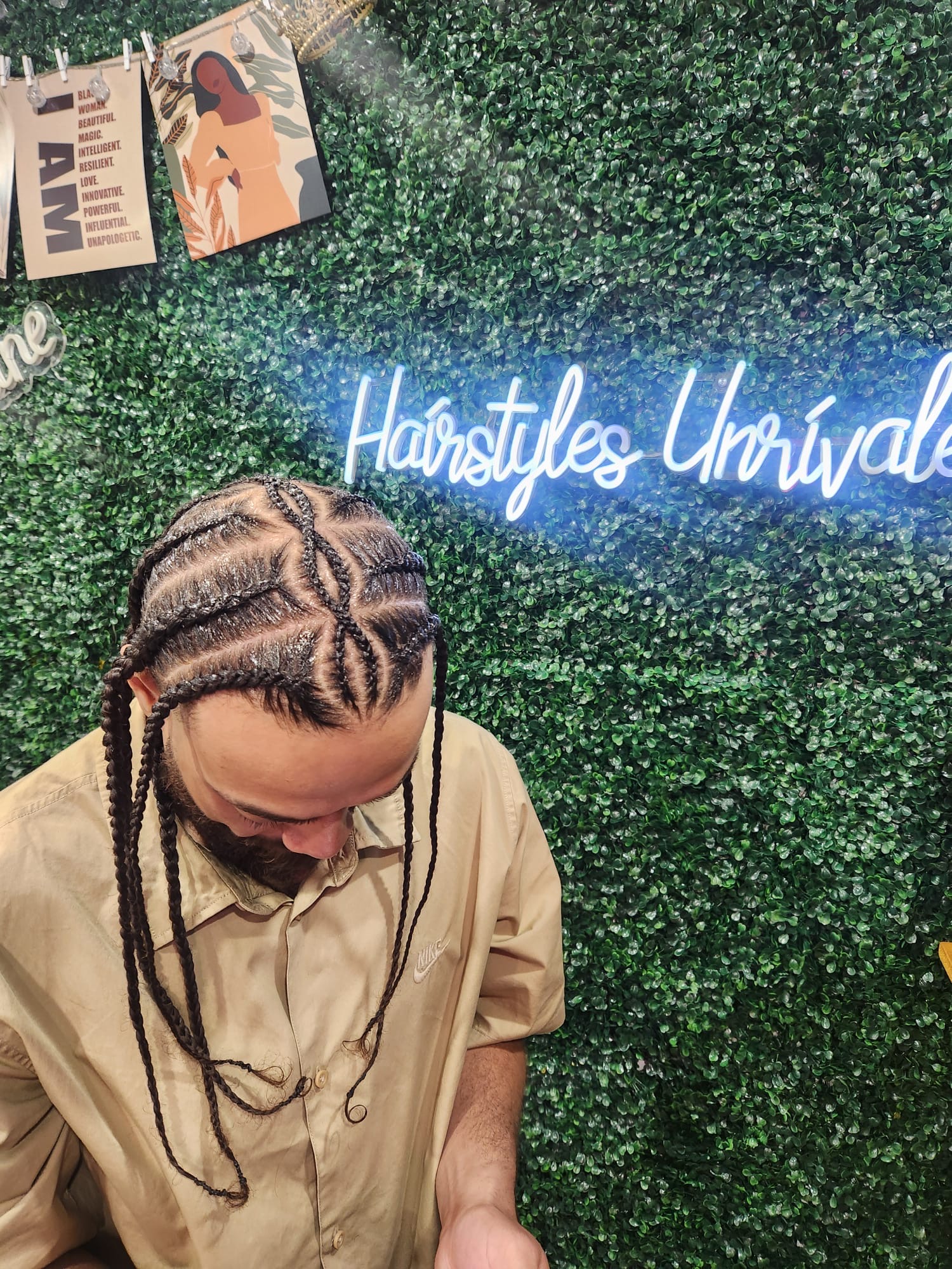 Hairstyle gallery